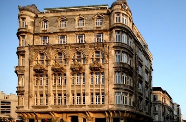 The oldest and most beautiful apartment buildings in Istanbul