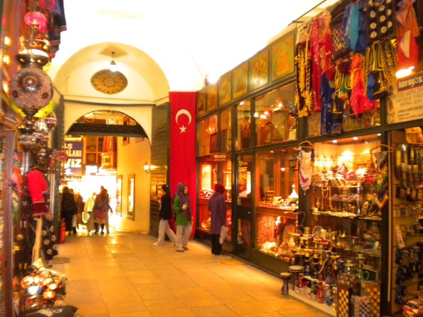 Eski Aynalı Çarşı Bursa Turkey